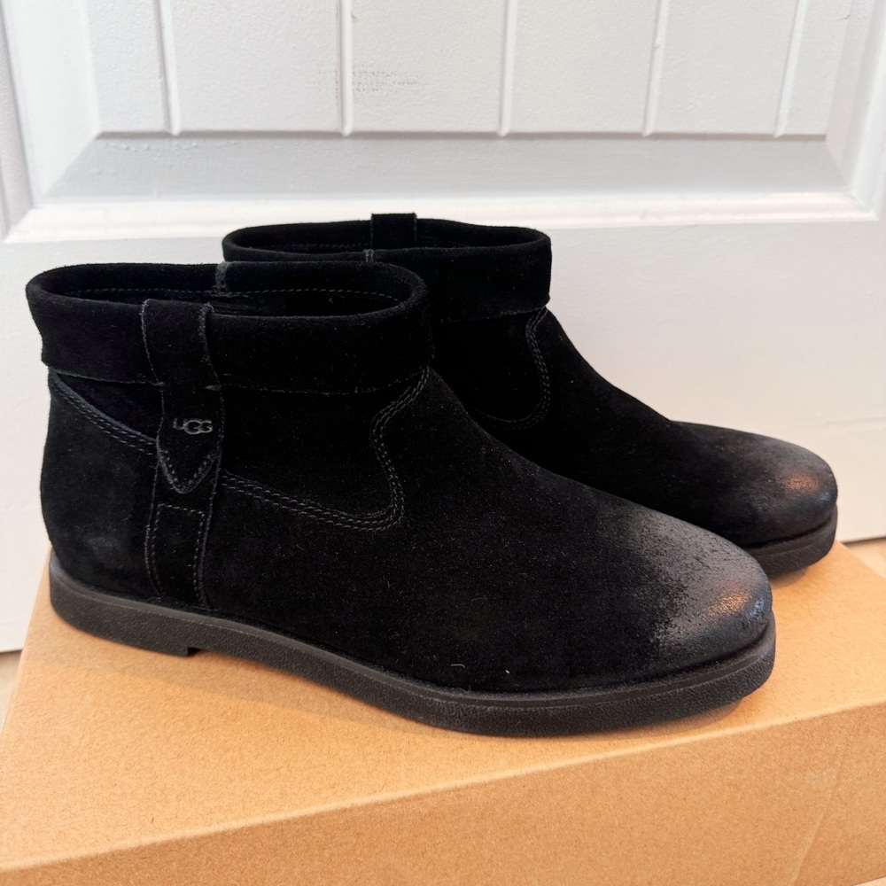 NEW UGG Josefene Cuff Boot in Black